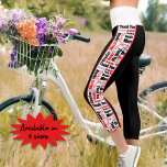 Mehrsprachiger Dank für Typografie Vertikale Strei Capri Leggings<br><div class="desc">Diese Leggings zeigen eine rot-schwarz-borbesäumte mehrsprachige Typografie-Wolke "Danke" auf jedem Bein über einem weißen Hintergrund.</div>