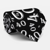 Meilenstein 40 Random Zahlenmuster Schwarz/Weiß Krawatte (Gerollt)