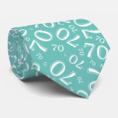 Meilenstein 70 Random Number Pattern Aquamarin/wei Krawatte (Gerollt)