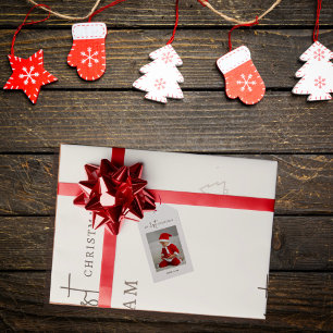 Mein 1. Weihnachtsbaby-Name Modernes neutrales M Geschenkpapier