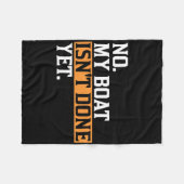 Mein Boot ist noch nicht fertig - Funny Boat Mecha Fleecedecke (Vorderseite (Horizontal))