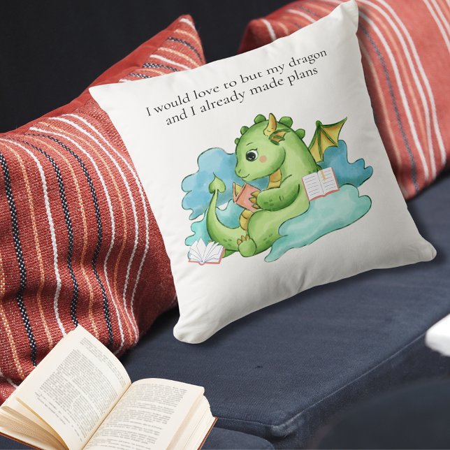 Mein Drache und ich haben Pläne gemacht Kissen (baby dragon reading throw pillow, humor for introverts)