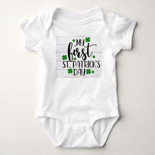Mein erster St. Patricks-Tag Baby Strampler