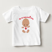 Mein erster Valentinstag Baby T - Shirt (Vorderseite)