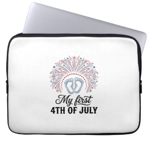 Mein erstes 4. Juli Baby Füße Patriotisches Shirt  Laptopschutzhülle