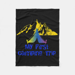 Mein erstes Camping-Abenteuer Zelten Wandern Fleecedecke