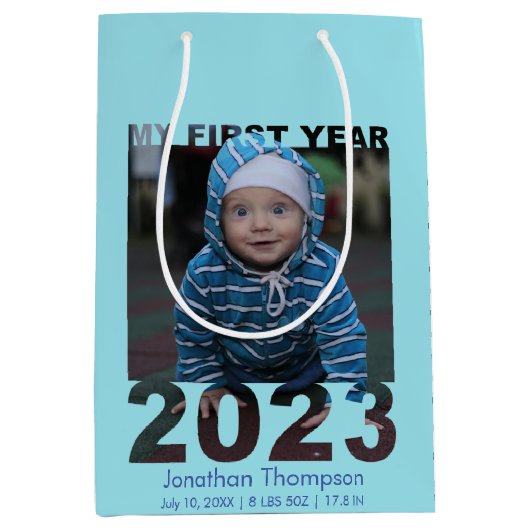Mein erstes Jahr 2023 Modernes Cutout Baby Foto Bl Mittlere Geschenktüte (Vorderseite)
