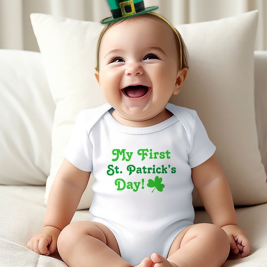 Mein erstes St. Patrick's Day Green Kleeblatt Baby Strampler