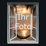 Mein Fensterblick Hochformat Poster<br><div class="desc">Gestalten Sie den Blick aus dem Fenster selbst. Einfach Foto hochladen und die Aussicht geniessen. Fenster Raytracing-Graphik,  Rendersoftware v-Ray,  frei Pobares-Makro von Gilles Tran und Isowood Makro von Christoph Hormann.</div>