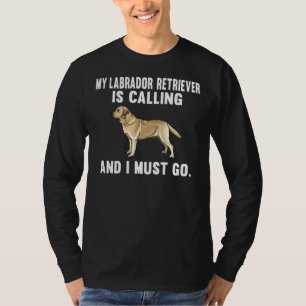 Mein gelbes Labrador-Retriever ruft an und ich mus T-Shirt