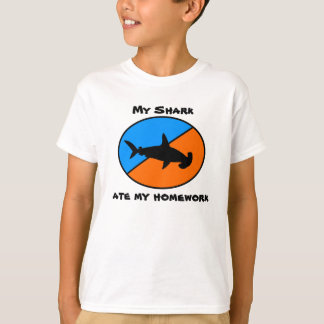 Mein Haifisch aß meine Hausaufgaben T-Shirt