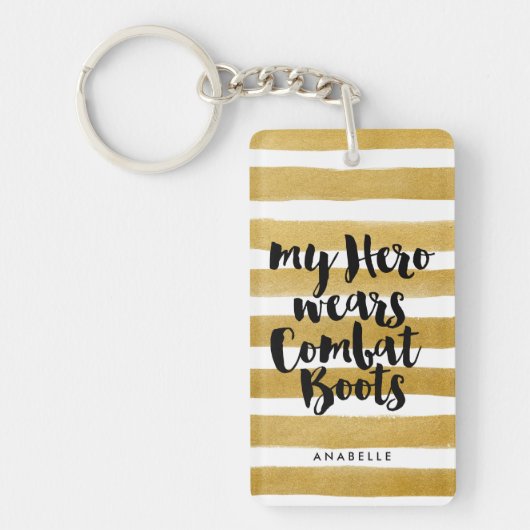 Mein Held trägt Kampfstiefel Schlüsselanhänger (Vorderseite)