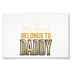 Mein Herz gehört Daddy Vintage-Typografie-Shirt Fotodruck