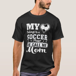 Mein Herz gehört dem Fußballspieler, der mich Mama T-Shirt