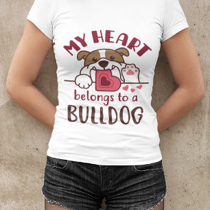 Mein Herz gehört einem Bulldoggen-T - Shirt