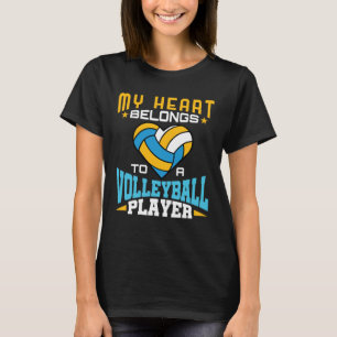 Mein Herz gehört einem Volleyballspieler an T-Shirt