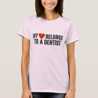 Mein Herz gehört einem Zahnarzt T-Shirt
