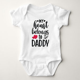 Mein Herz gehört Papa Baby Strampler