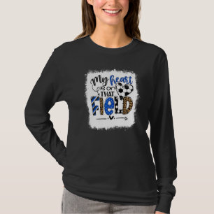 Mein Herz ist auf dem Feld Fußball Mama Moth gebla T-Shirt