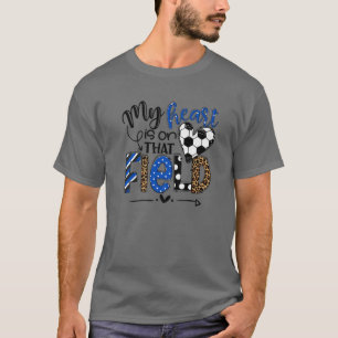 Mein Herz ist auf diesem Feld Fußball-Lover-Mama T-Shirt