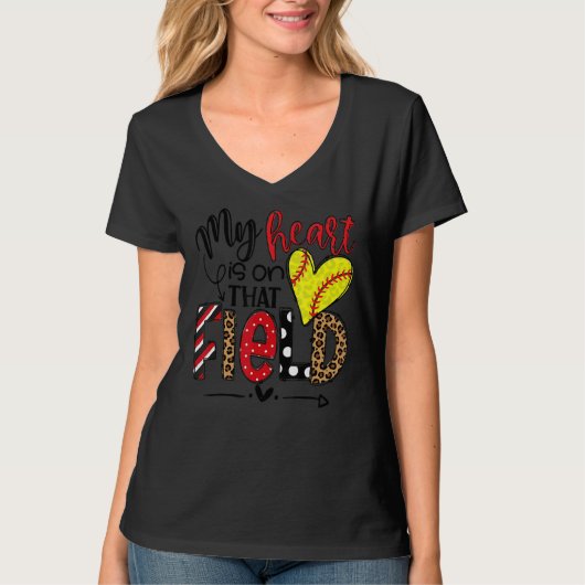 Mein Herz ist auf diesem Feld Softball Leopard Sof T-Shirt (Vorderseite)