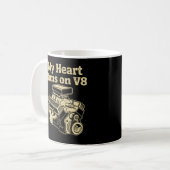 Mein Herz läuft mit V8-Motor Kaffeetasse (Vorderseite Links)