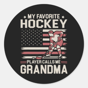 Mein Lieblings-Hockeyspieler nennt mich Oma US-Fla Runder Aufkleber