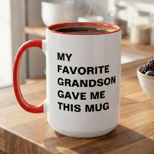 Mein Lieblingsgrandson hat mir diese Tasse lustig
