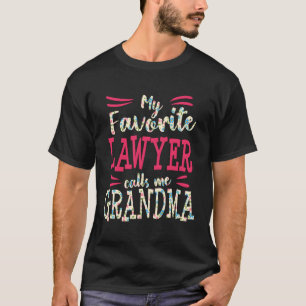 Mein Lieblingsjurist nennt mich Oma Law School Att T-Shirt