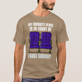 MEIN LIEBLINGSPLATZ IST VOR EINEM RIESIGEN BILDSCH T-Shirt