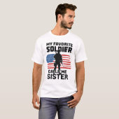 MEIN LIEBLINGSSOLDATEN RUFT MICH SISTER AN T-Shirt (Vorne ganz)
