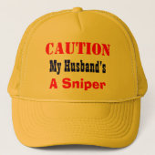 Mein Mann ist ein Scharfschütze Truckerkappe (Vorderseite)