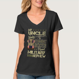 Mein Onkel trägt Kampfstiefel  Stolzer militärisch T-Shirt