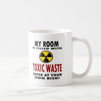 Mein Raum wird mit giftigem Abfallstoff gefüllt Kaffeetasse