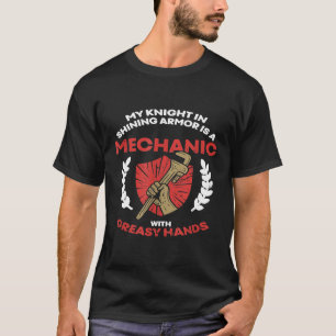 Mein Ritter in leuchtender Rüstung ist ein Mechani T-Shirt