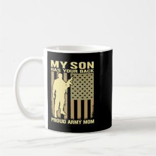 Mein Sohn hat einen militärischen Mama-Moth der zw Kaffeetasse