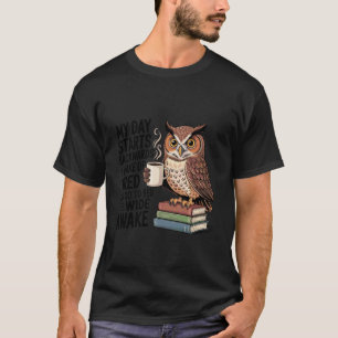 Mein Tag beginnt rückwärts Ich wache müde auf und T-Shirt