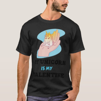 Mein Unicorn ist mein Valentinarzt T-Shirt