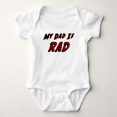Mein Vater ist krasser Bodysuit Baby Strampler (Vorderseite)