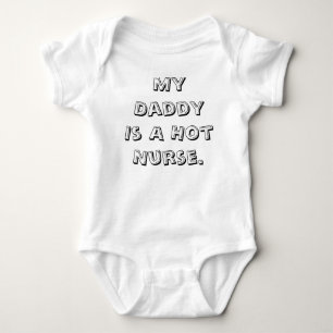 Mein Vati ist eine heiße Krankenschwester Baby Strampler