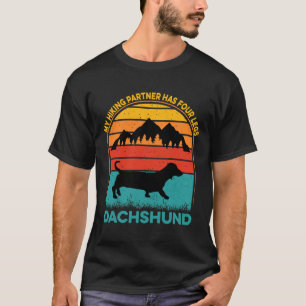 Mein Wanderpartner hat vier Beine Dackel T-Shirt