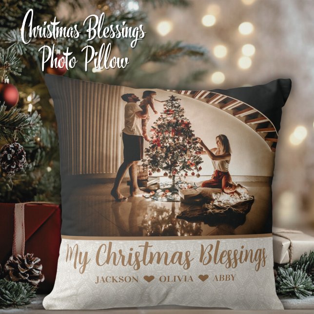 Mein Weihnachts-Segeln Benutzerdefiniertes Foto un Kissen (My Christmas Blessings Custom Photo and Text Throw Pillow - Add your favorite photo and custom text.)