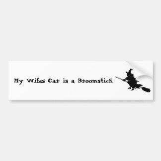 Mein Wifes Auto ist ein Broomstick Autoaufkleber