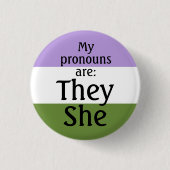 Meine Aussprache lautet: Sie - Genderqueer-Flagge Button (Vorderseite)