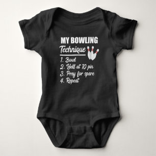 meine Bowling Technik Schüssel mit 10 Button Beten Baby Strampler