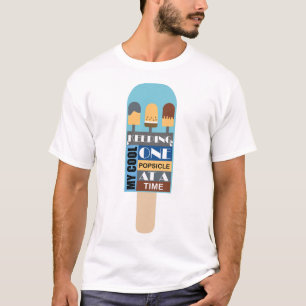 Meine Coolness bewahren, ein Eis am Stiel nach dem T-Shirt