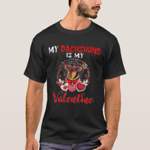 Meine Dackel ist mein Valentinhund T-Shirt
