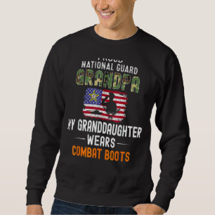 Meine Enkelin trägt die Nationalgarde mit Kampfsti Sweatshirt