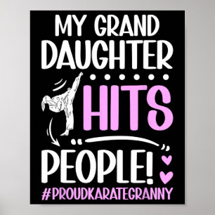 Meine Enkelin trifft Leute Proud Karate Granny G Poster