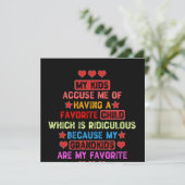 Meine Enkelkinder sind meine Lieblinge Einladung (Stehend Vorderseite)